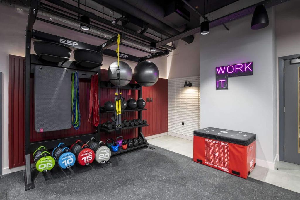 Property photo 1 of 23