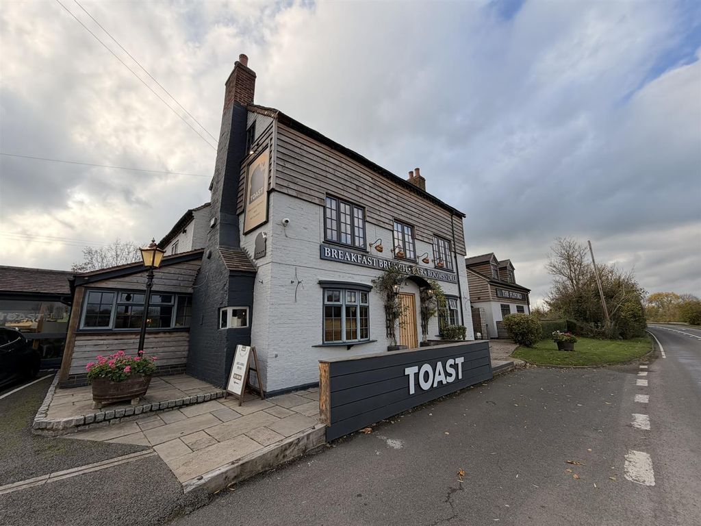 Property photo 1 of 5 Front