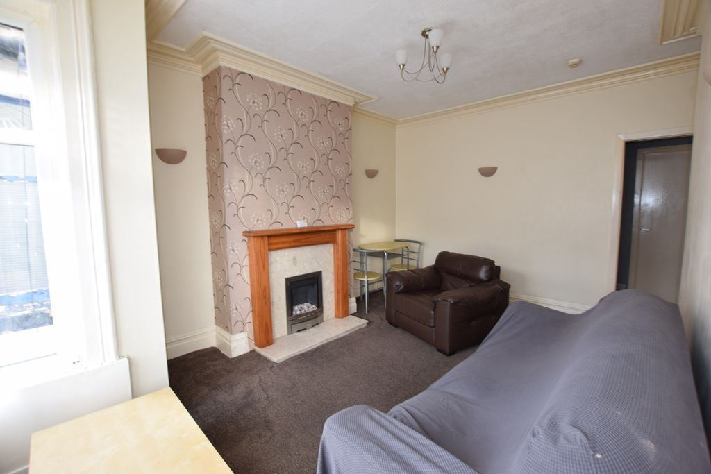 Property photo 3 of 7