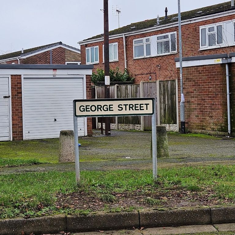 Property photo 1 of 2