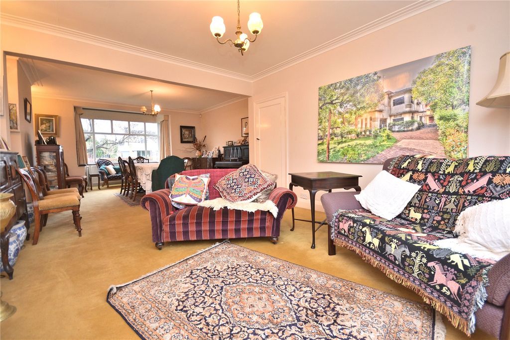 Property photo 3 of 31 Picture No. 27