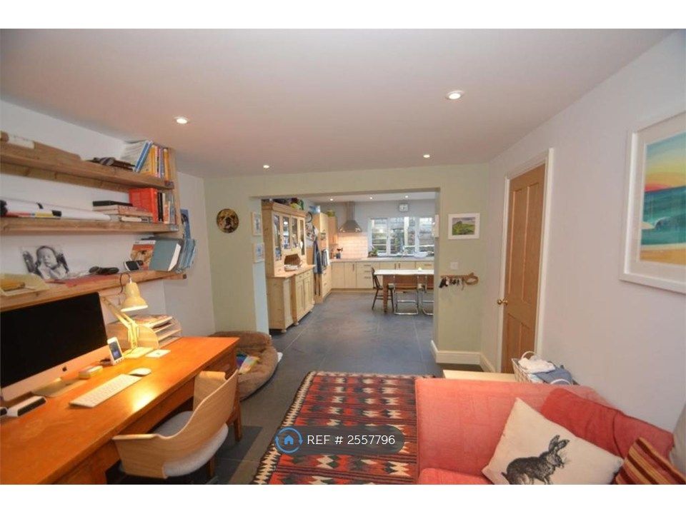 Property photo 2 of 16 Office Space