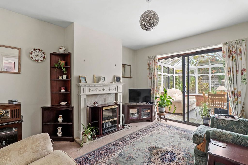 Property photo 3 of 9