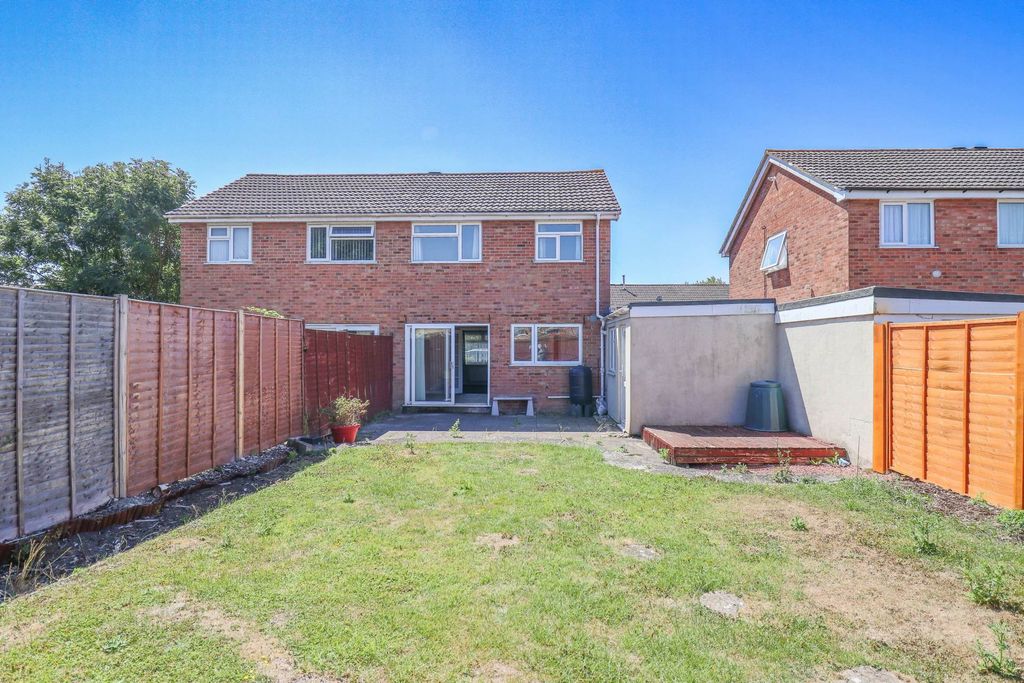 Property photo 2 of 15