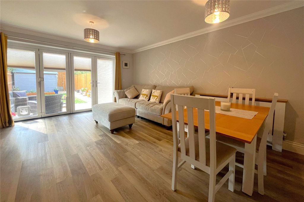 Property photo 3 of 11 Picture No. 11