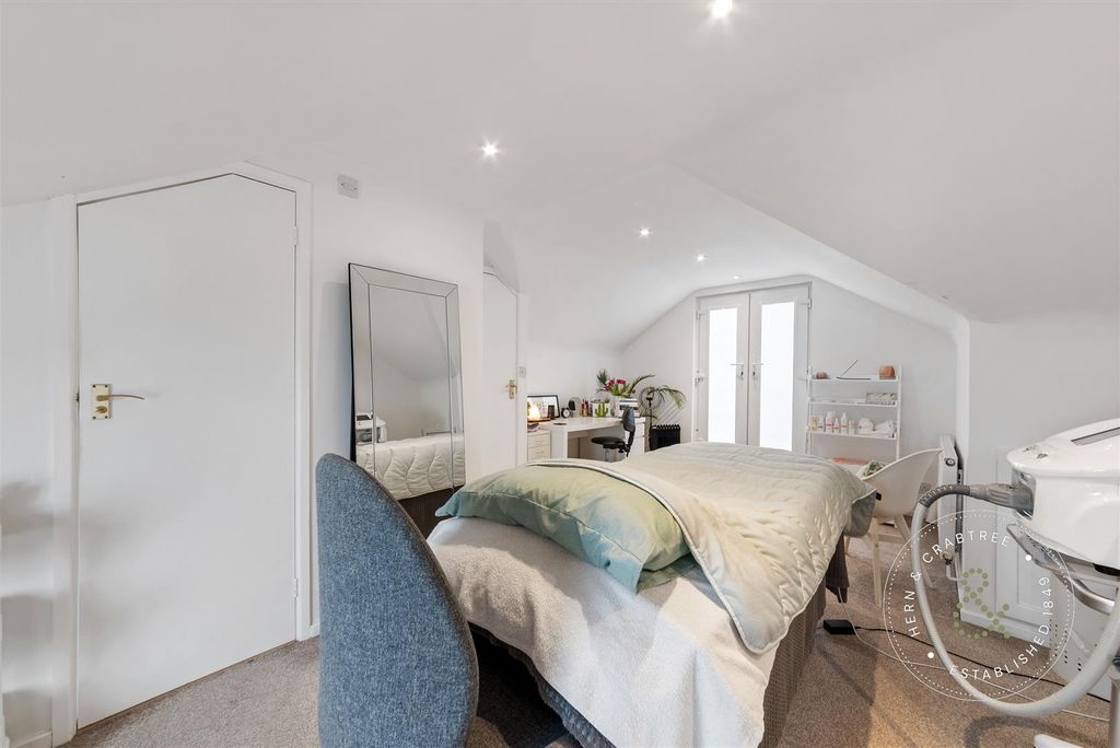 Additional image 12 of 4 bed semi-detached house for saleBishops Walk, Llandaff, Cardiff CF5