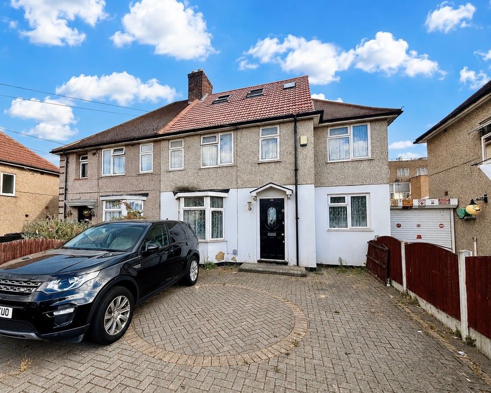 Property photo 2 of 18
