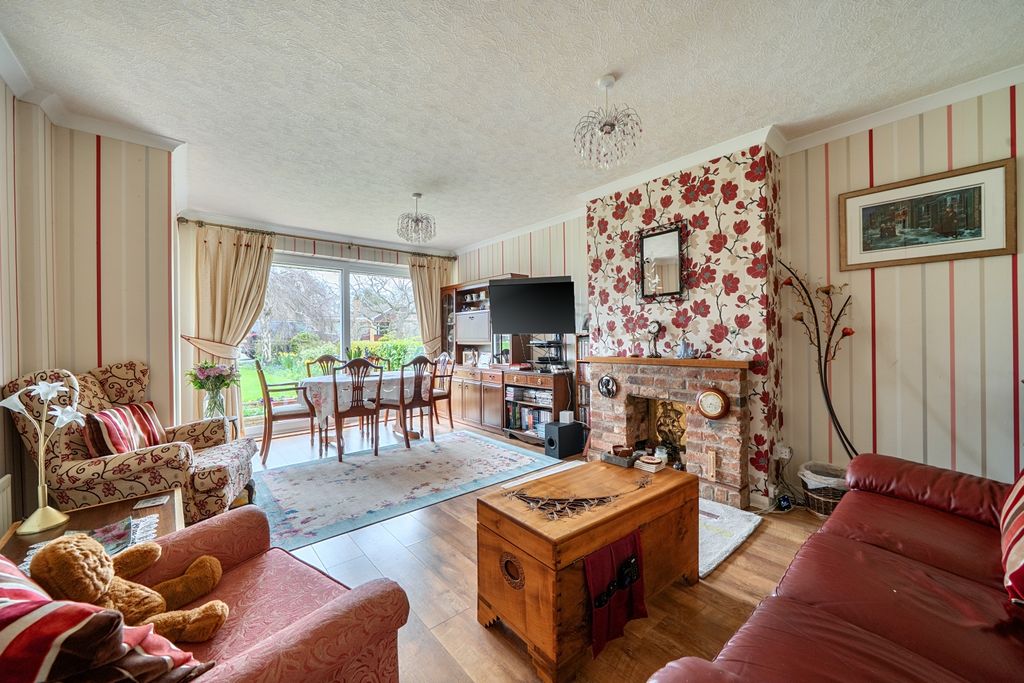 Property photo 2 of 20 1429870-6-69B8101c85Ca8