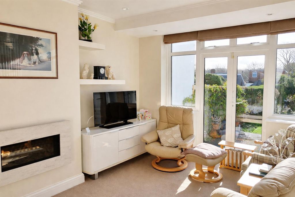 Property photo 2 of 15 39462B79-9d2A-489B-8A4A-824563c5c098 (1).Png