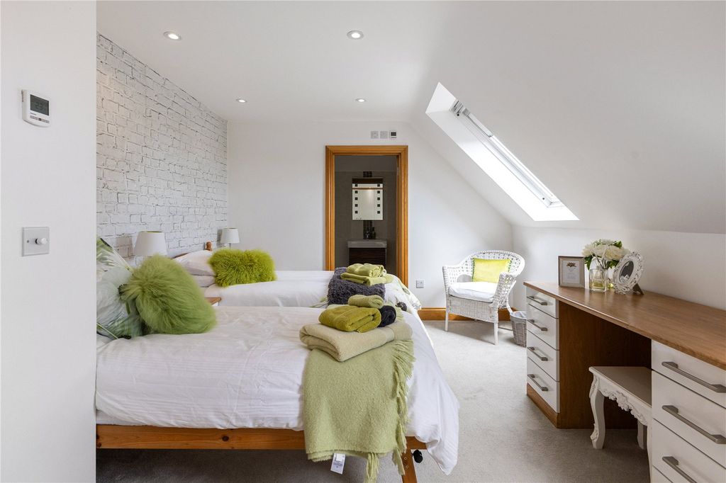 Additional image 23 of 9 bed detached house for saleBox End Road, Bromham, Bedford MK43
