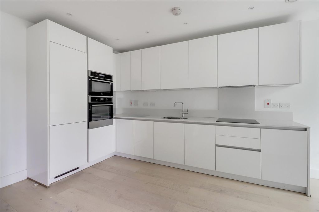 Property photo 3 of 10 3.Jpg