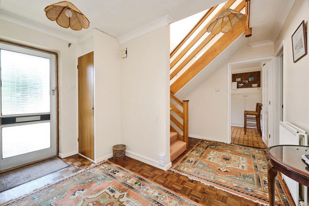 Property photo 3 of 23 Pbox-Img.Jpg