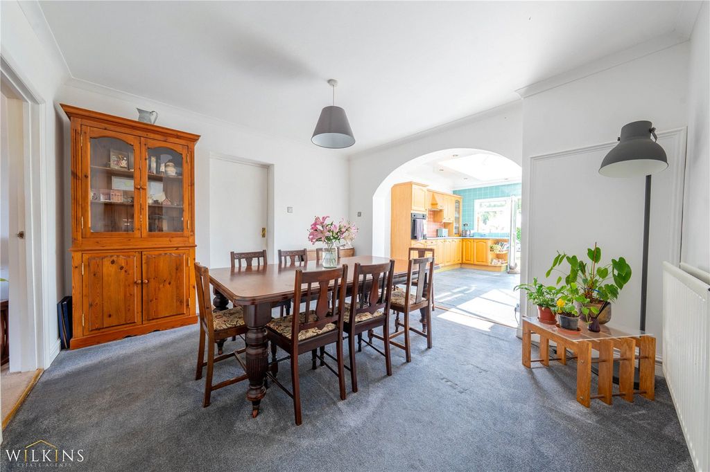 Property photo 3 of 34 Picture No. 28