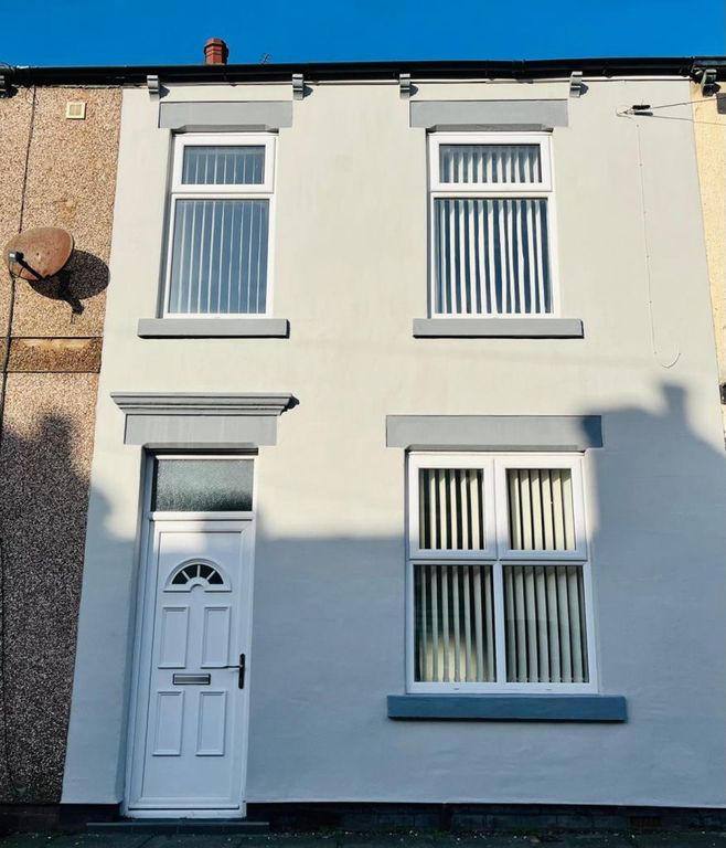 Property photo 2 of 23