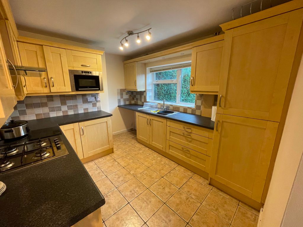 Property photo 3 of 21