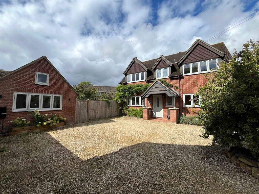 Property photo 1 of 32 Picture No. 44