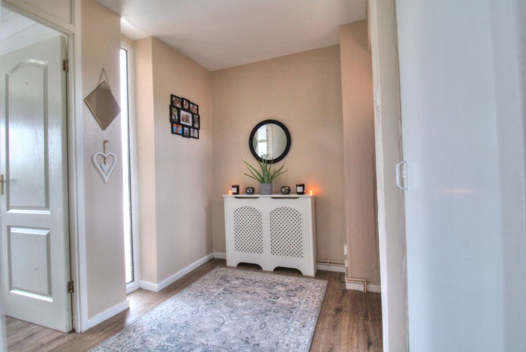 Property photo 2 of 14 Img_8941_2_3