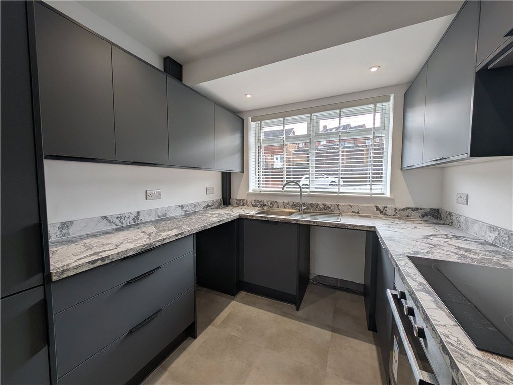 Property photo 3 of 17 Picture No. 18