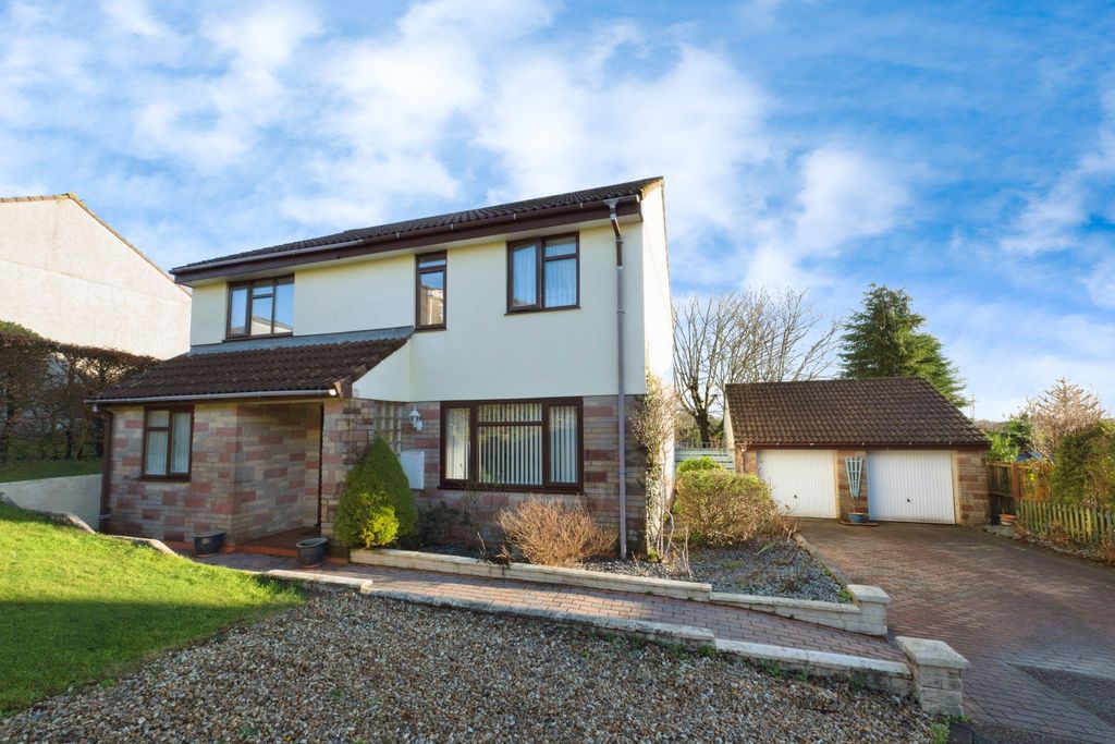 Property photo 1 of 16 Photography