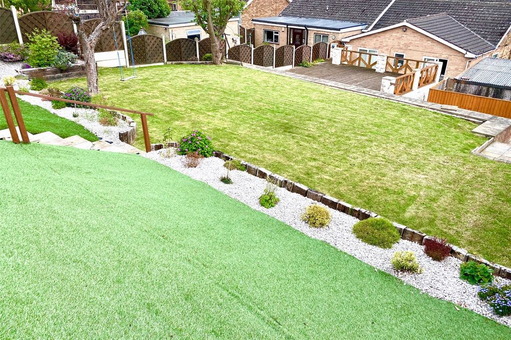 Property photo 2 of 14 Picture No. 13