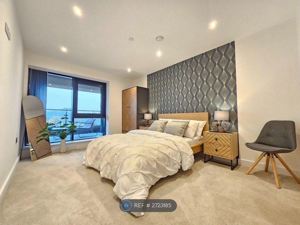 Property photo 2 of 28