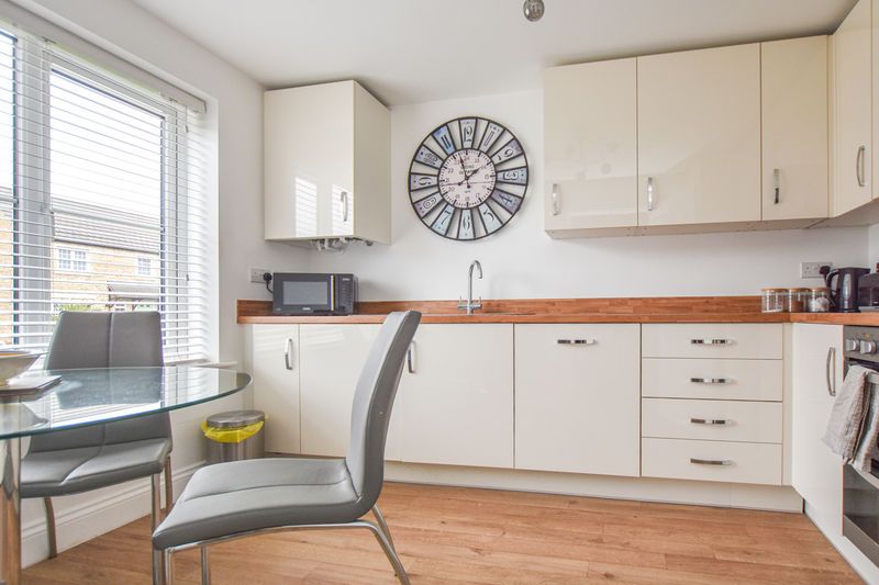 Property photo 3 of 18 Photo 3