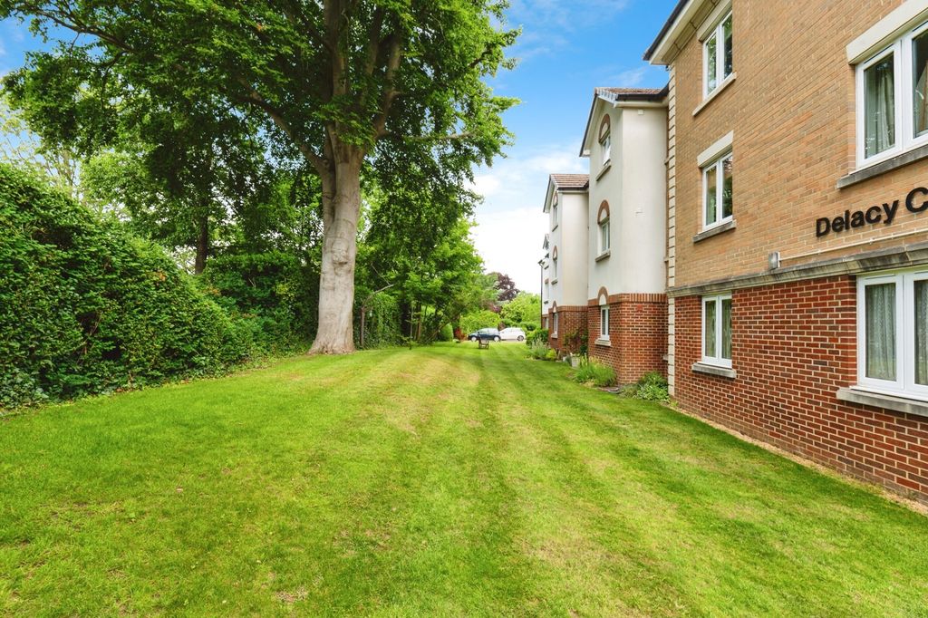 Property photo 2 of 15 Photo