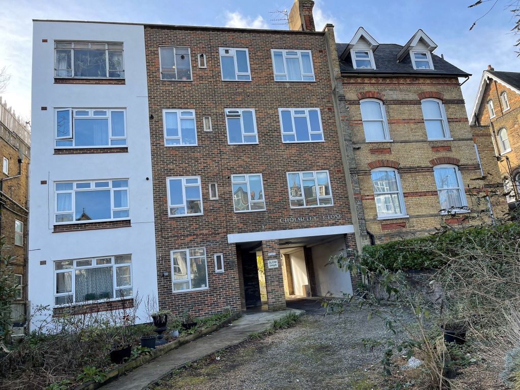 Property photo 1 of 2