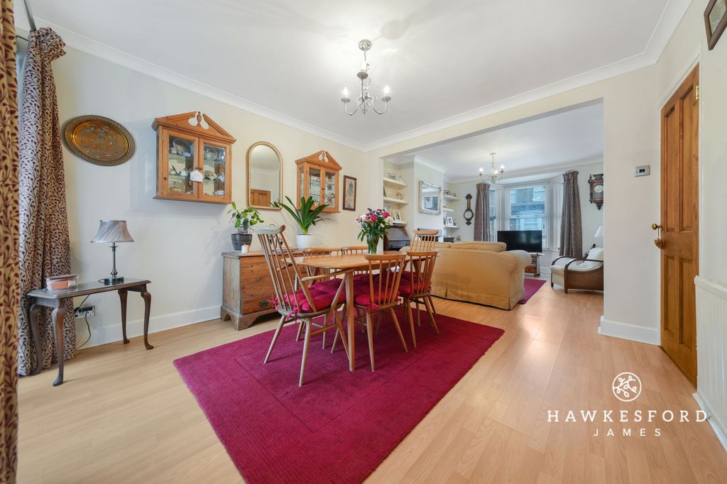 Property photo 3 of 13 Burley Road, Sittingbourne - Dining Room
