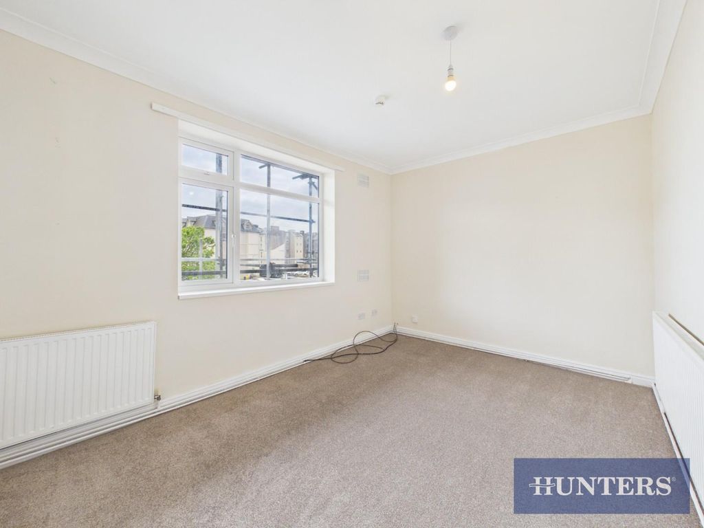 Property photo 2 of 7 Cam03463G0-Pr0110-Still002.Jpg