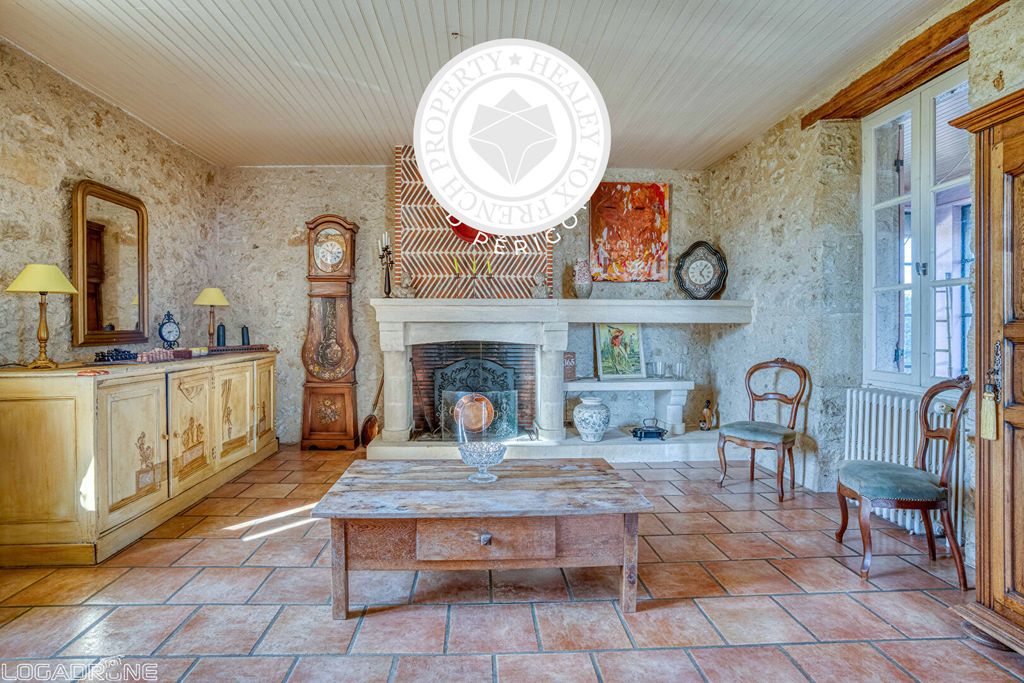 Property photo 2 of 18