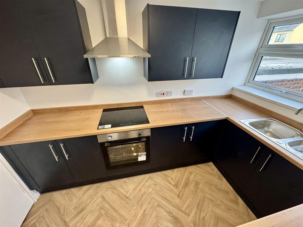 Property photo 2 of 41 Img_4354.Jpeg