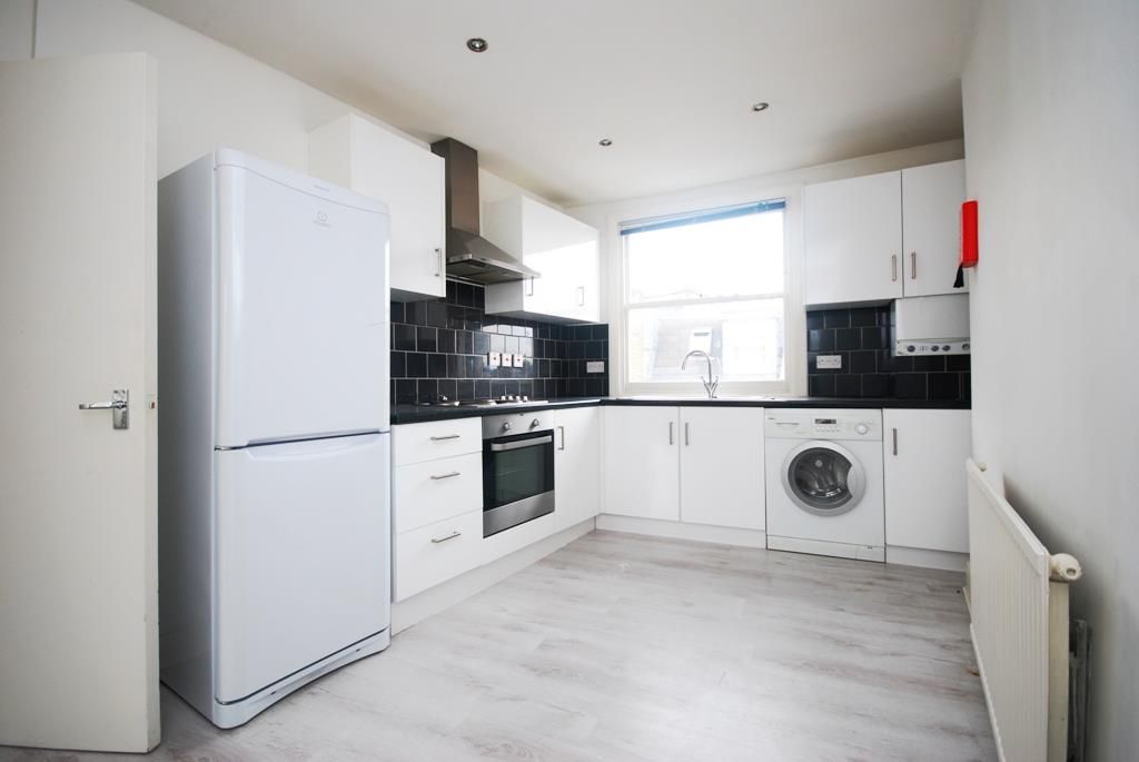 Property photo 3 of 7 Old Compton Street, 46, Flat 10 2.Jpg