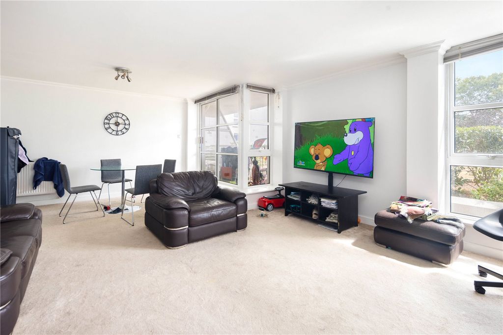 Property photo 3 of 14 Picture No. 14