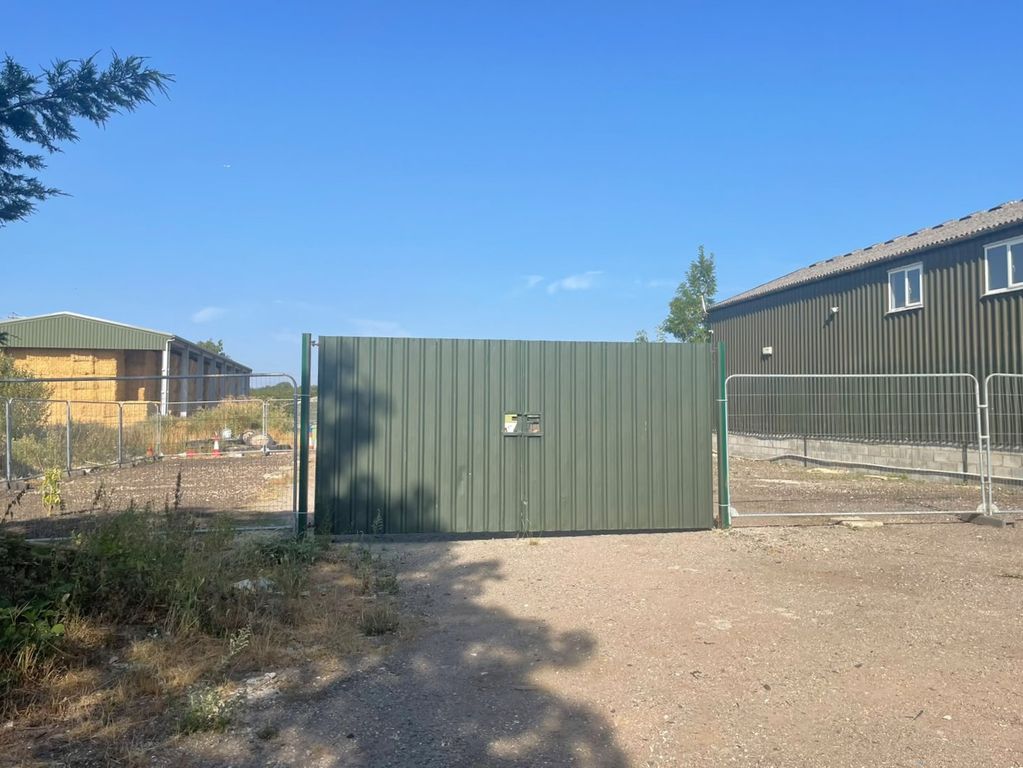 Property photo 2 of 7