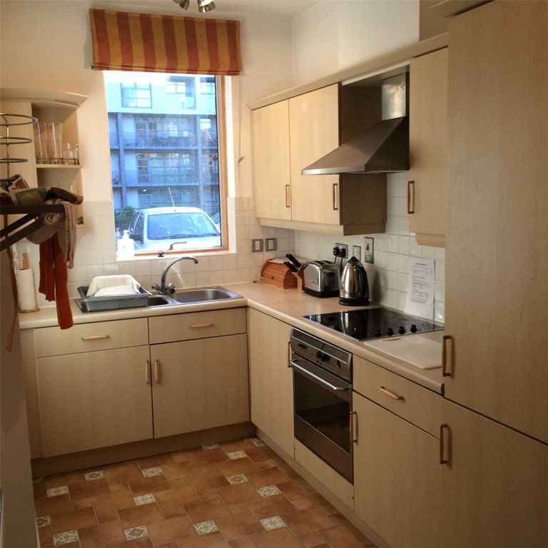 Property photo 3 of 8 Picture No. 02