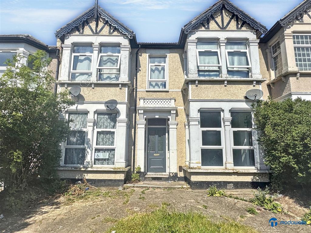 Property photo 3 of 13 3.Jpg