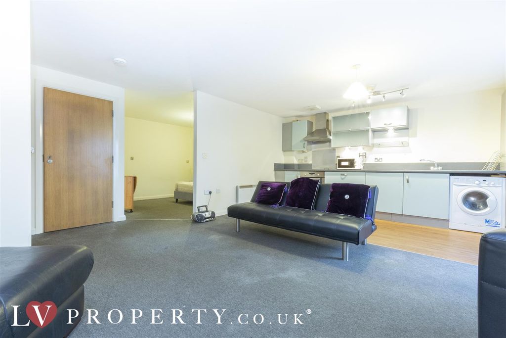 Property photo 2 of 7 N1.Jpg
