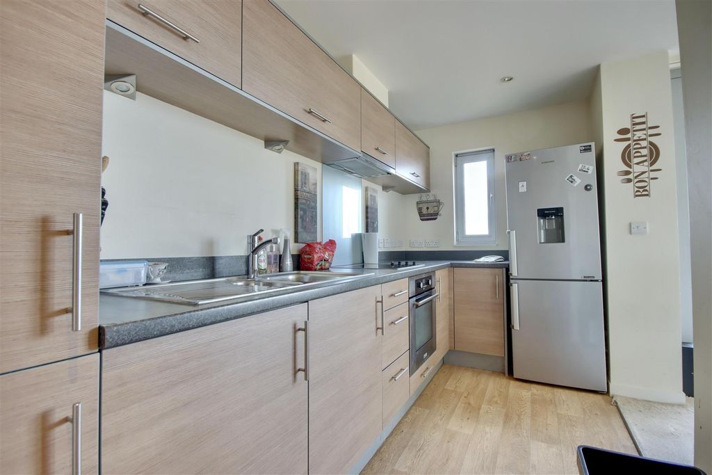 Property photo 1 of 11 8708Ae84-5Cff-4C6C-B162-2F5F4EE6D452_1_201_A.Jpeg