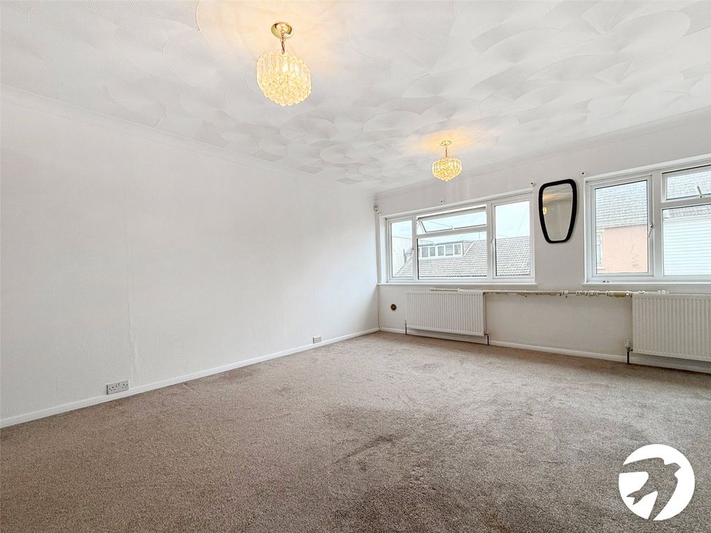 Property photo 2 of 14 Picture No. 13