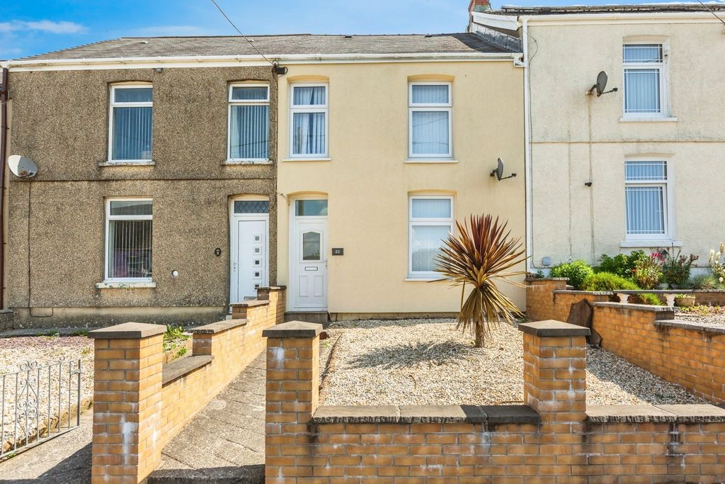 Property photo 1 of 17 Photo