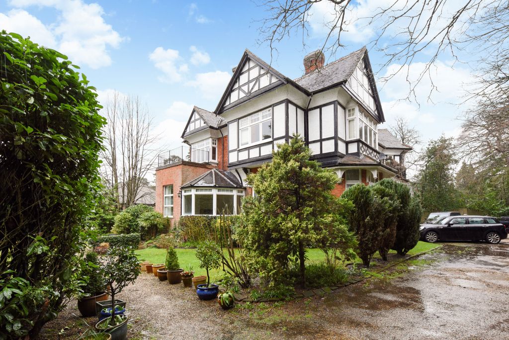 Property photo 1 of 12 12