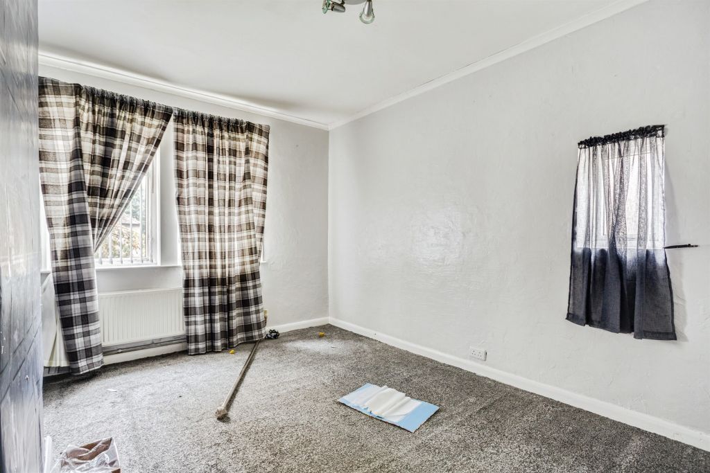 Property photo 3 of 4