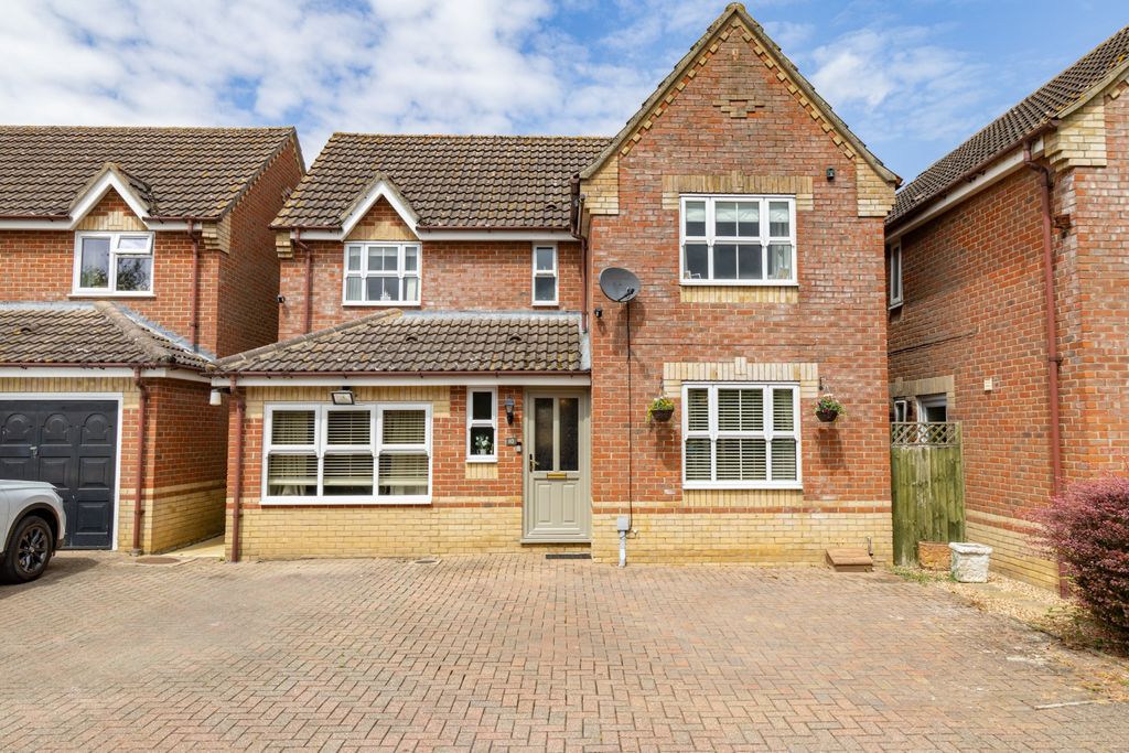 Property photo 1 of 38 4327470