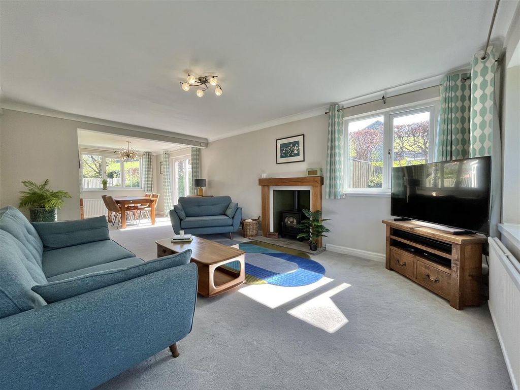 Additional image 5 of 4 bed detached house for saleHigh Bank Road, Glossop SK13