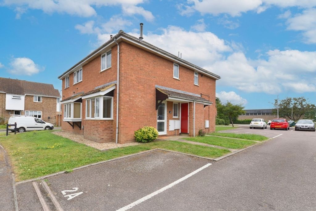 Property photo 1 of 12