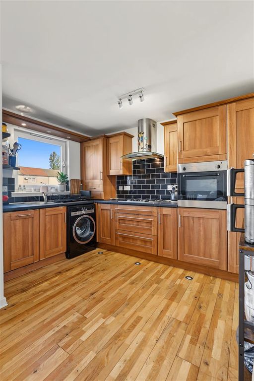 Property photo 3 of 30 Crum7074.Jpg