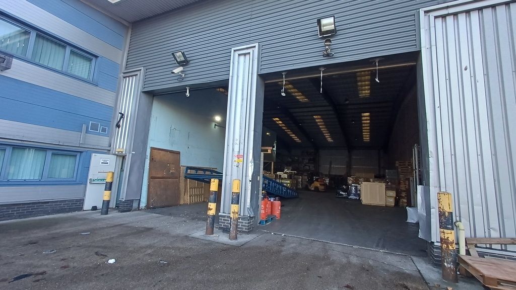 Property photo 3 of 9 Photo 9