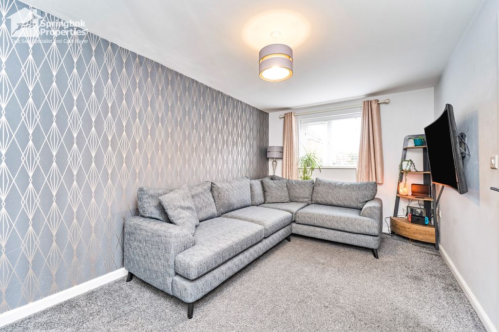 Property photo 3 of 18 Image 3