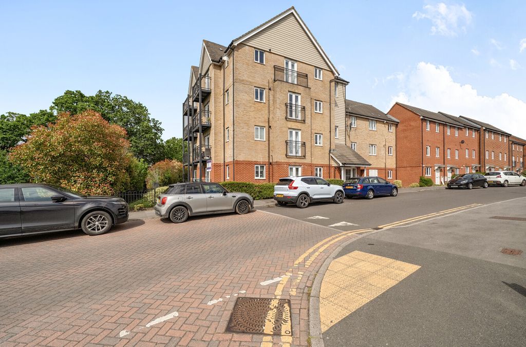 Property photo 1 of 10 1465702-3-6A0De43...